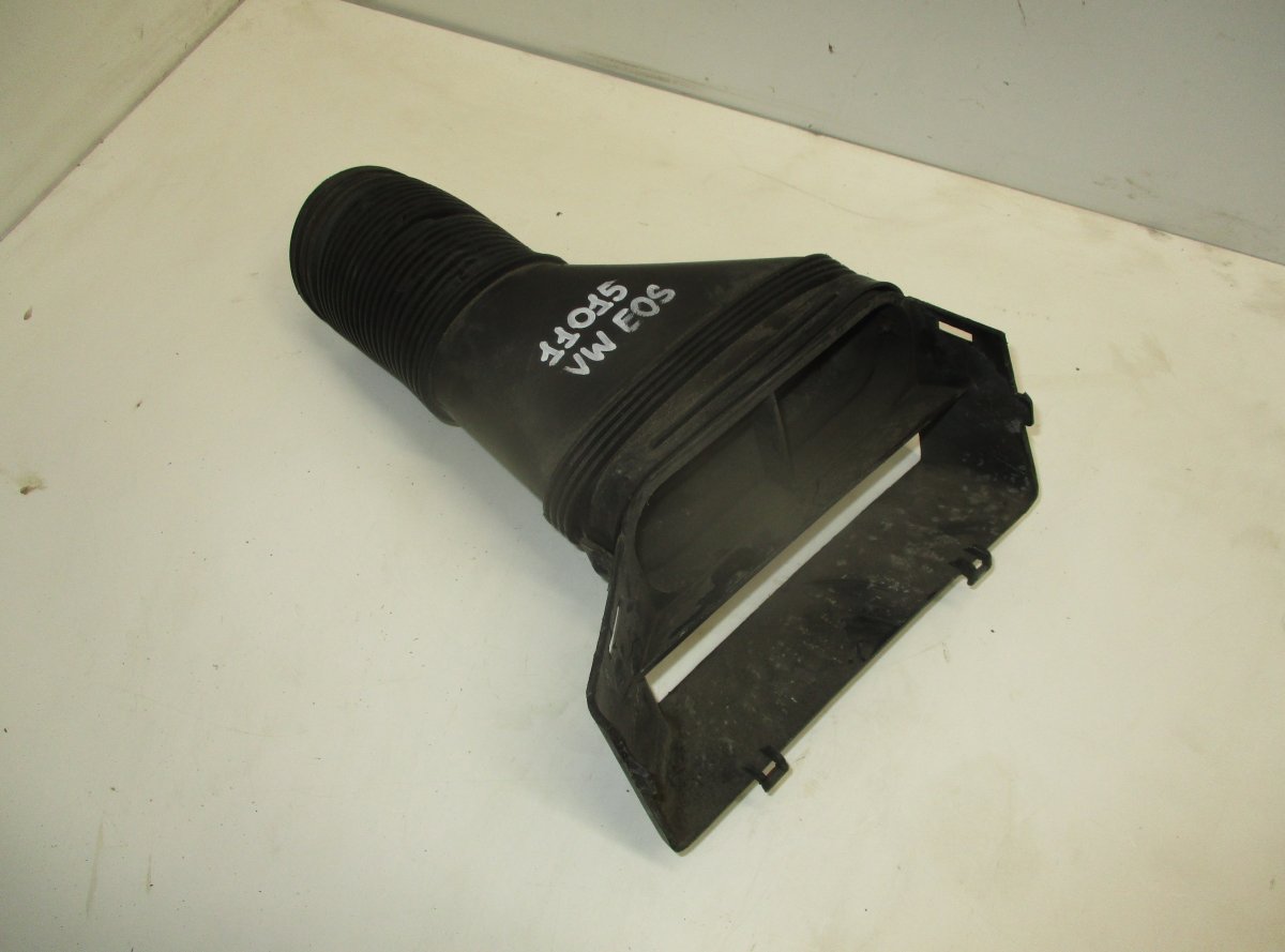 Volkswagen EOS Air intake resonator box pipe VW EOS (1F7, 1F8) (2006-2015) Air intake resona...