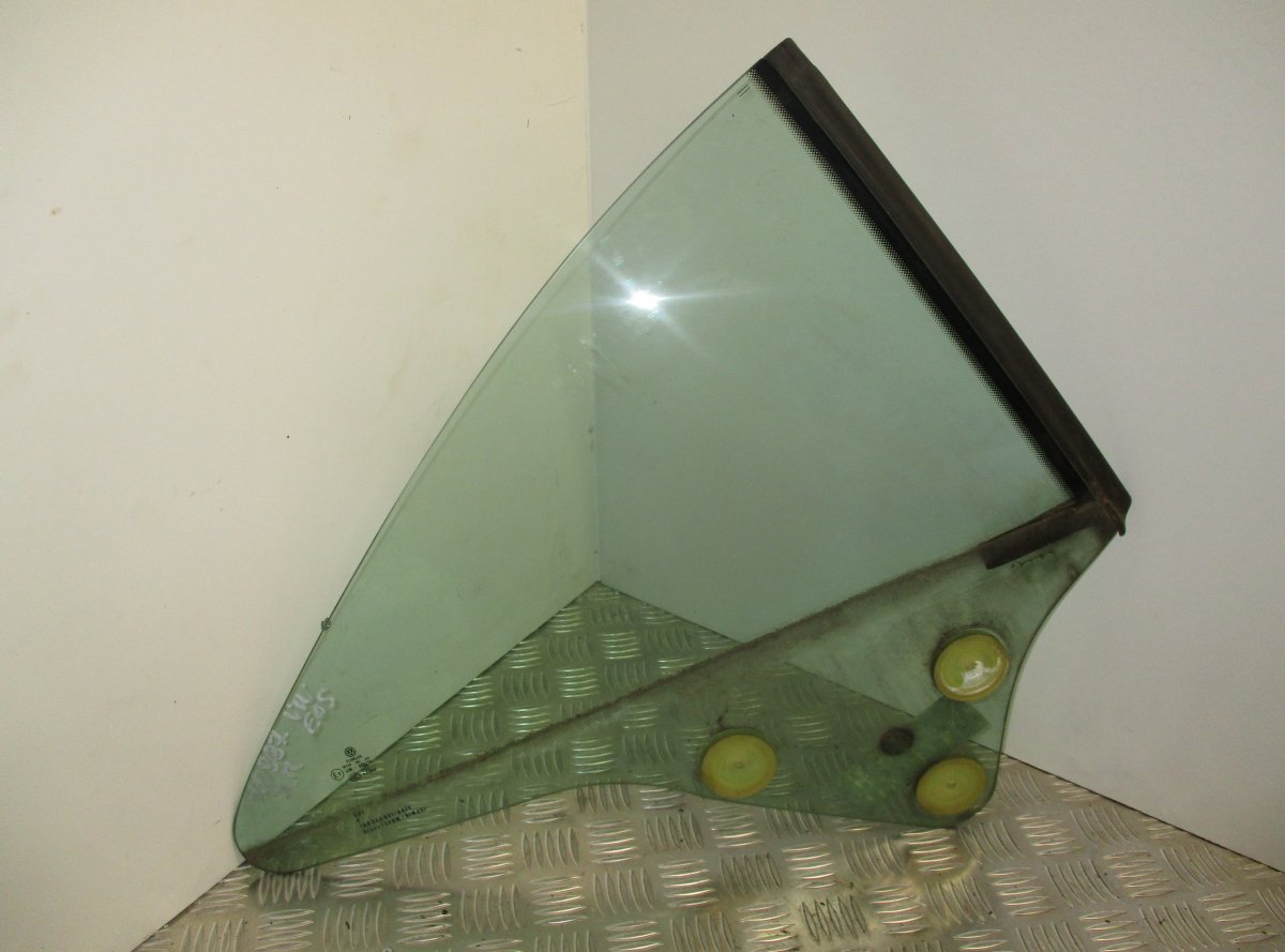 Volkswagen EOS Door window glass rear right VW EOS (1F7, 1F8) (2006-2015) Door window glass...