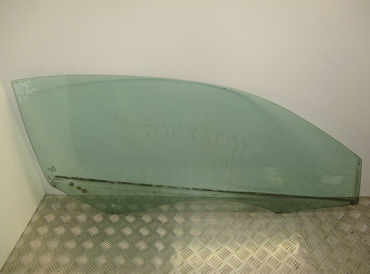 Volkswagen EOS Door window glass front right VW EOS (1F7, 1F8) (2006-2015) Door window glass...