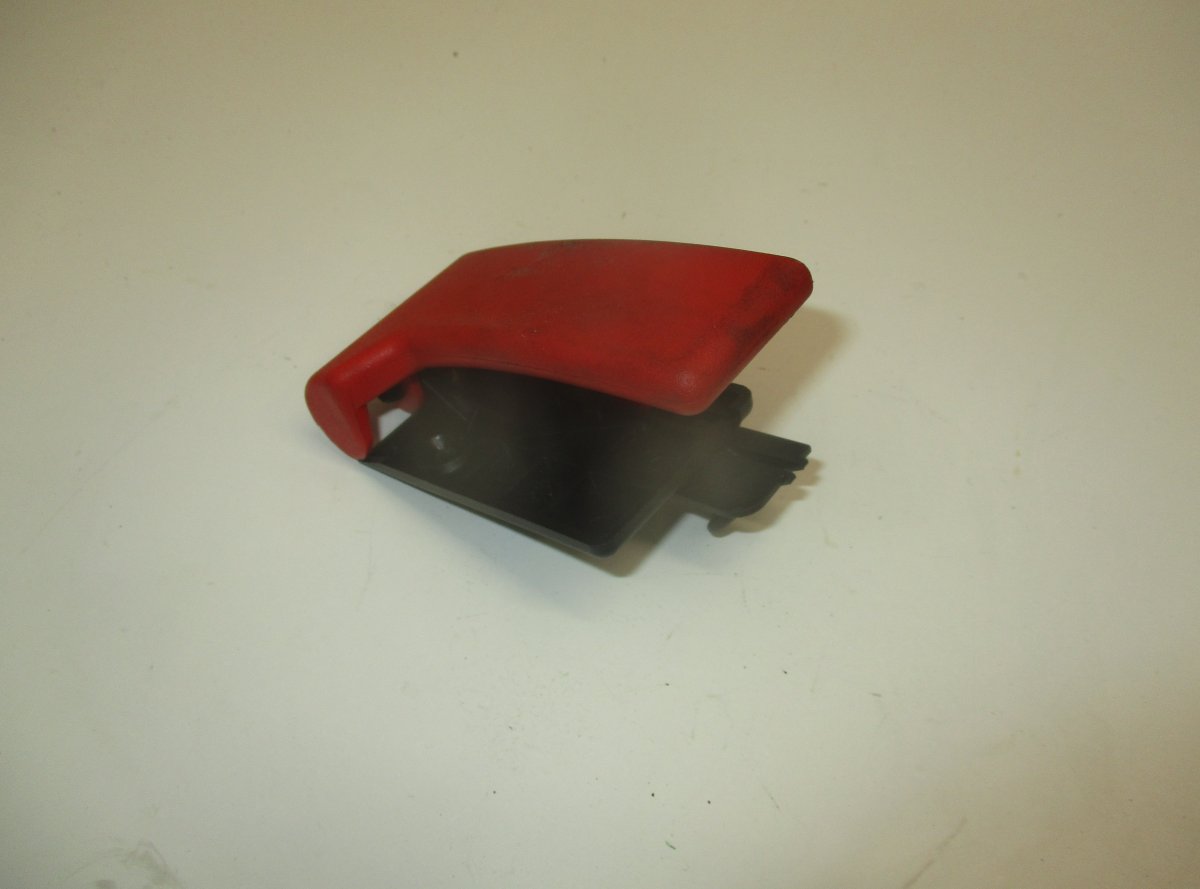 Mercedes-Benz A (W169) Bonnet release handle / switch in cabin MERCEDES-BENZ ML-CLASS (W164) (2005-2011) Bonne...