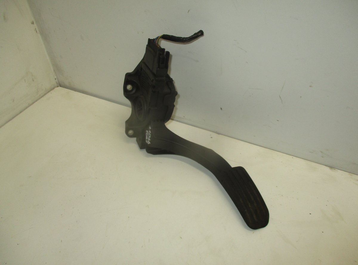 Ford Mondeo Accelerator Pedal FORD MONDEO Mk IV (BA7) (2007-2014) Accelerator...