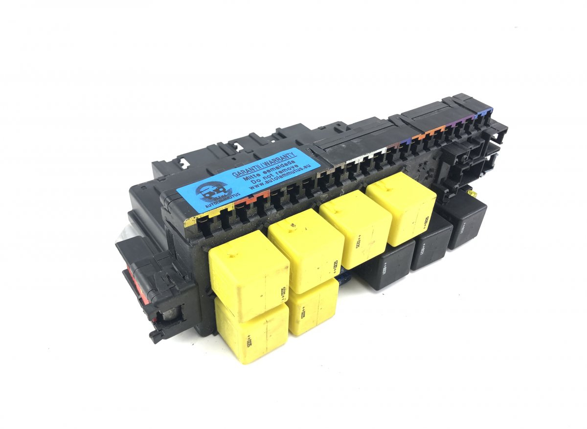 Mercedes-Benz A (W168) Fuse box MERCEDES-BENZ SL-CLASS (R230) (2001-2012) Fuse ...