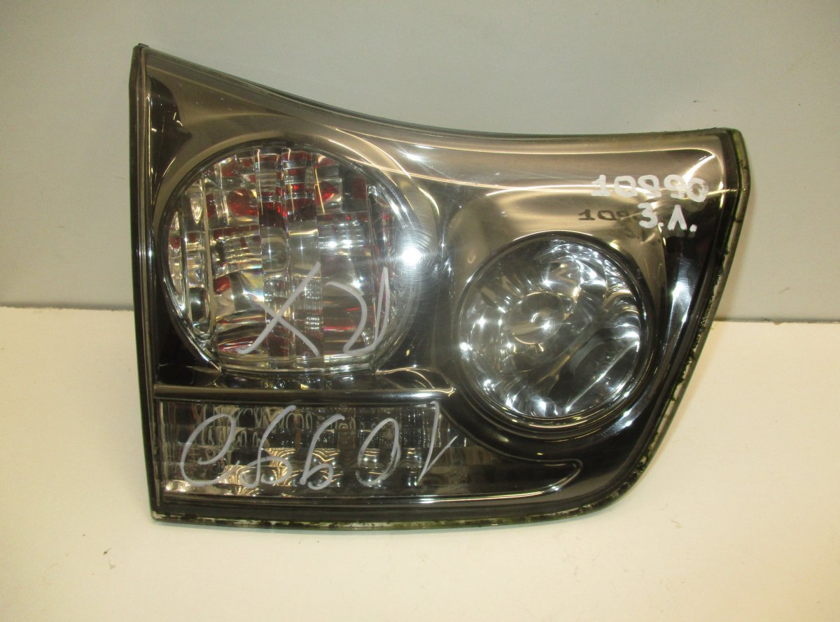 Lexus RX Inner tail light, left LEXUS RX II (XU30) (2003-2008) Inner tail light...