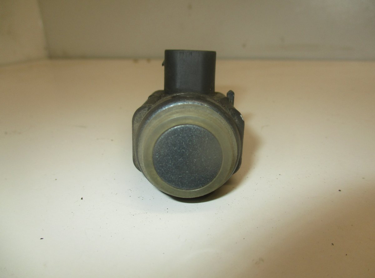 Chrysler 300C Parking sensor rear CHRYSLER 300C I (2004-2010) Parking sensor rear...