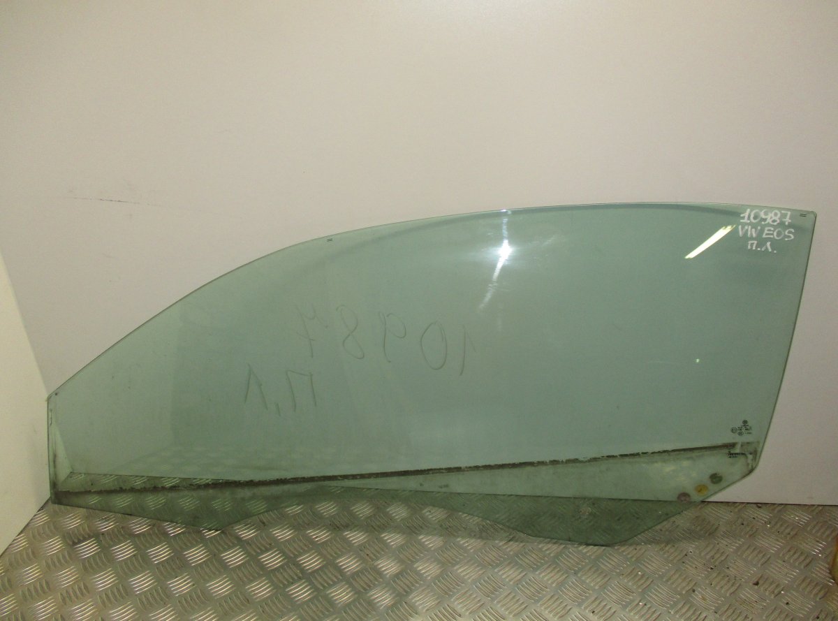 Volkswagen EOS Door window glass front left VW EOS (1F7, 1F8) (2006-2015) Door window glass...