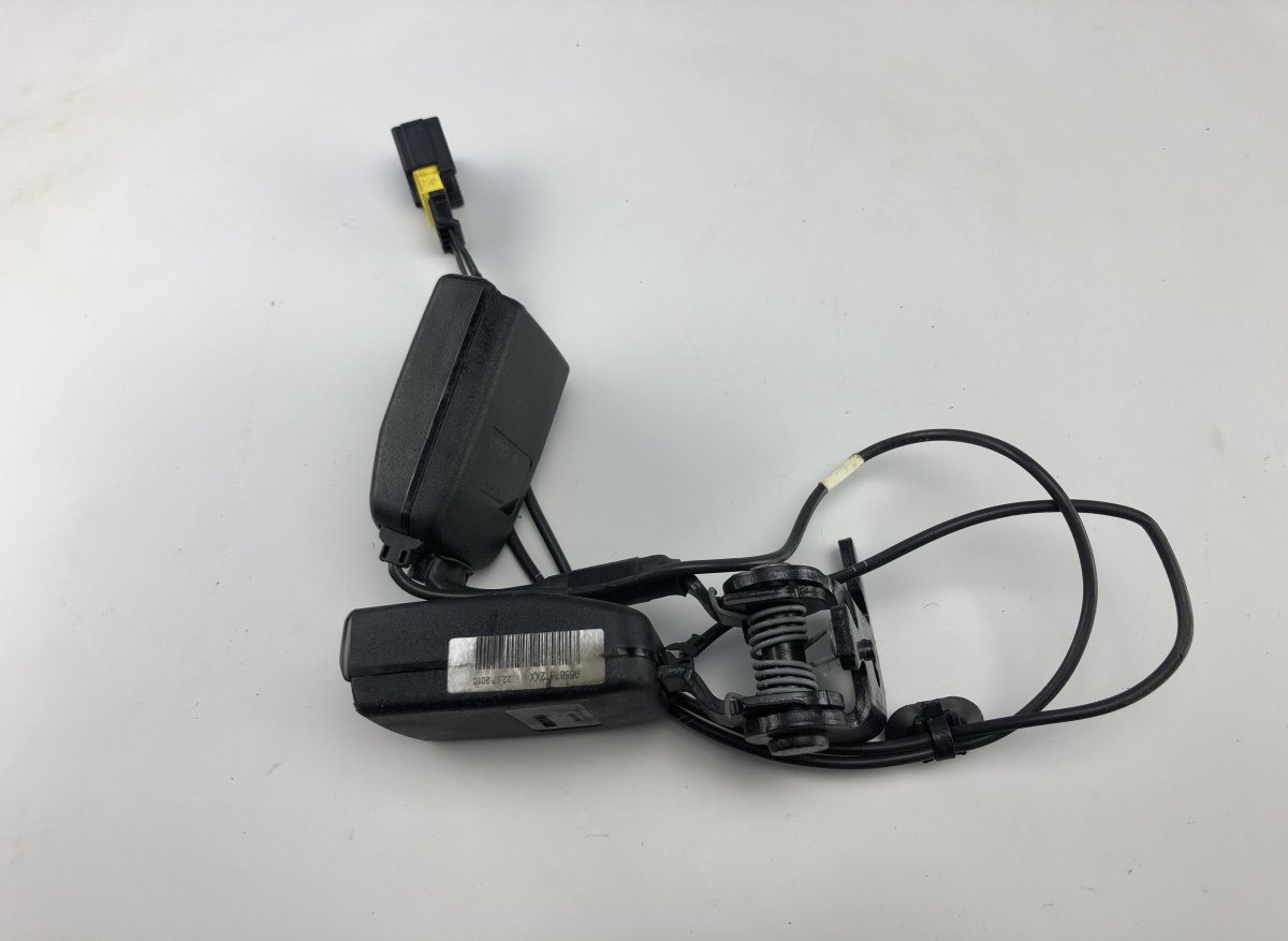 Peugeot 207 Seat Belt Buckle Rear Center PEUGEOT 207 (2006-2014) Seat Belt Buckle Rear C...