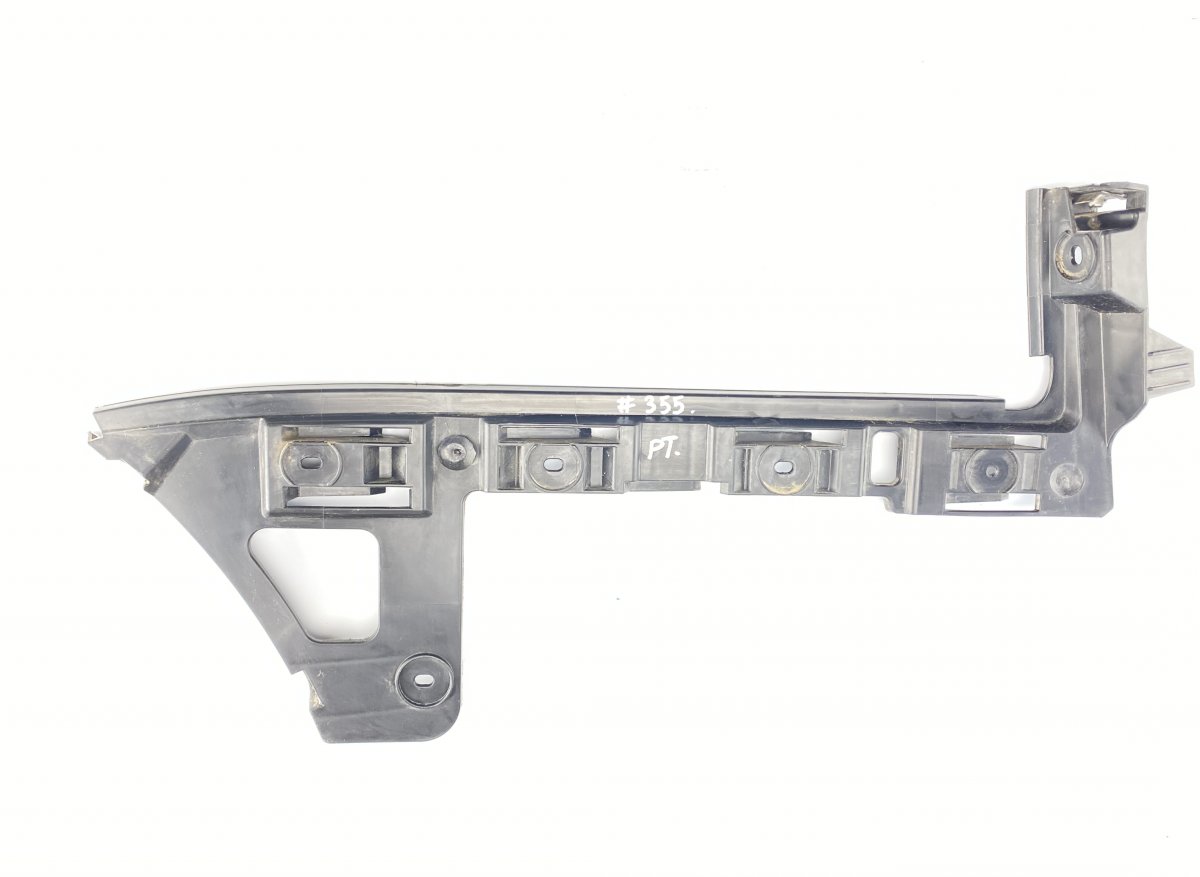 Volkswagen Passat Rear bumper Carrier holder on fender right VW PASSAT B6 (3C) (2005-2010) Rear bumper Carri...