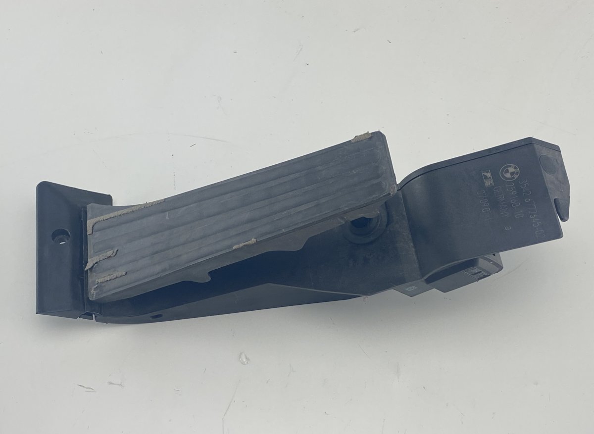 Land Rover Range Rover Accelerator Pedal LAND ROVER RANGE ROVER III (LM) (2002-2012) Acc...