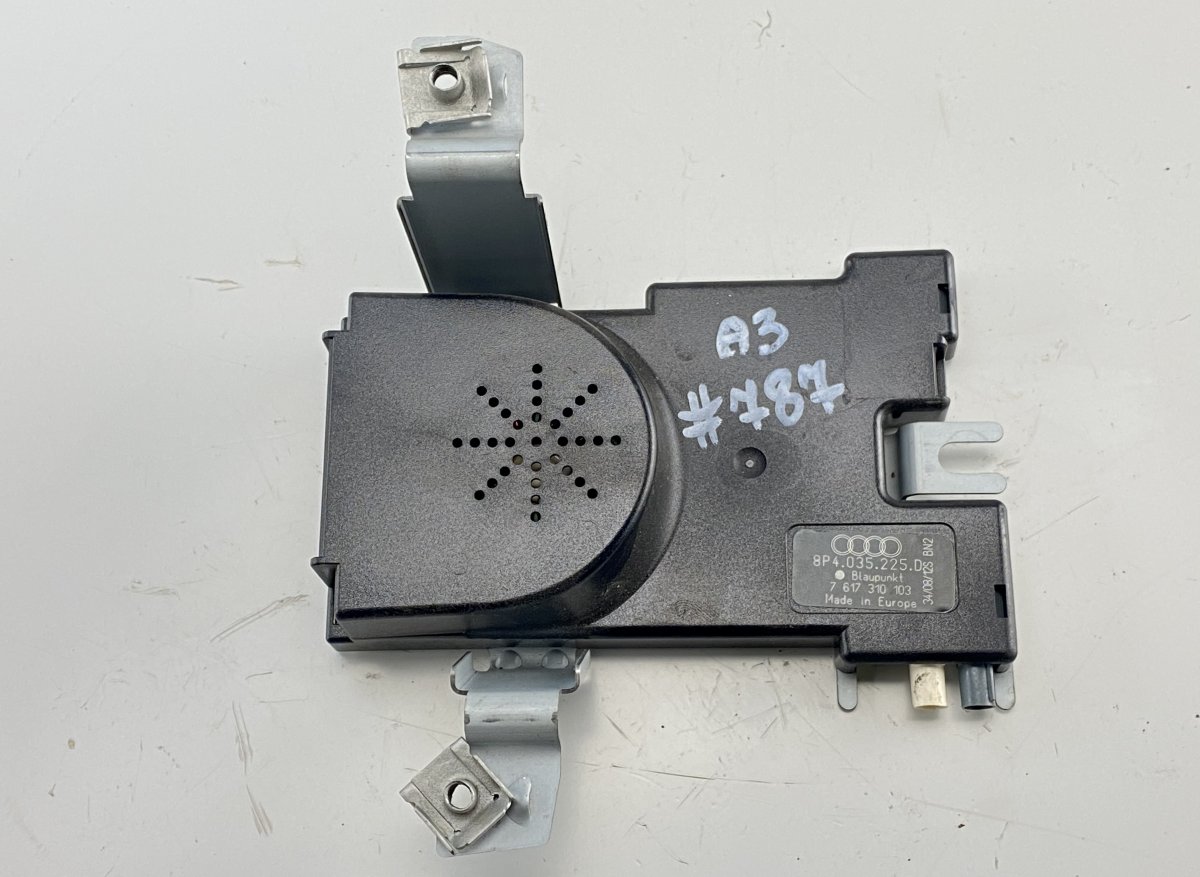 Audi A3 (8P) Aerial amplifier / control unit AUDI A3 (8P) (2003-2012) Aerial amplifier / con...