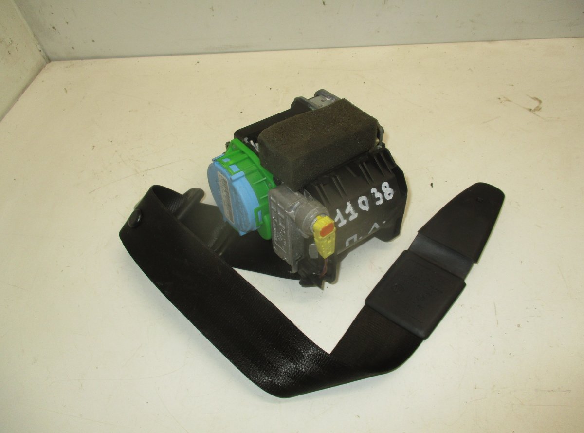 Audi A4 (B8) Seat belt — front left Seat belt — front left — AUDI A4 / A4 ALLROAD (...