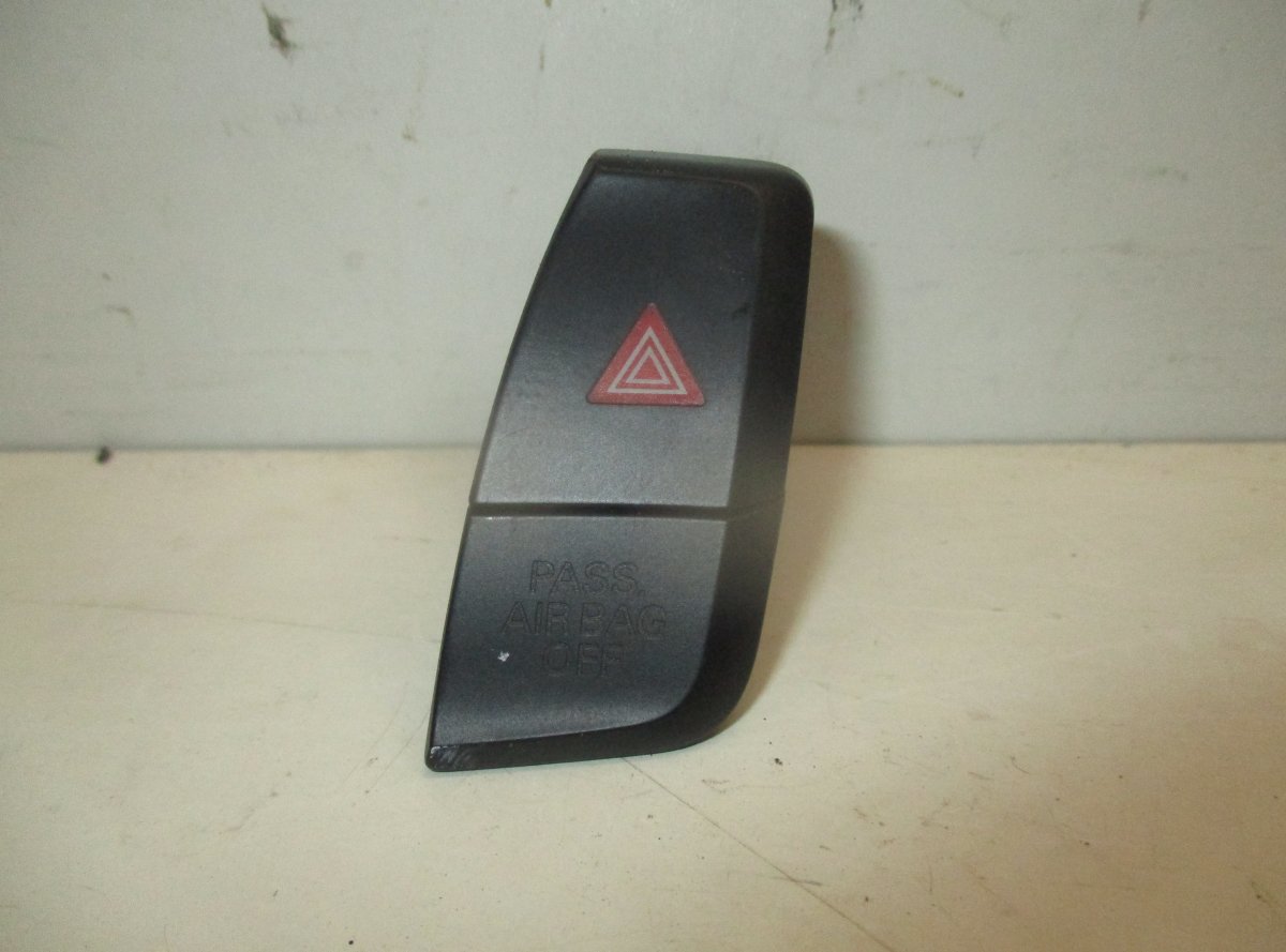 Audi A4 (B8) Hazard switch AUDI A4 / A4 ALLROAD (B8) (2007-2015) Hazard sw...