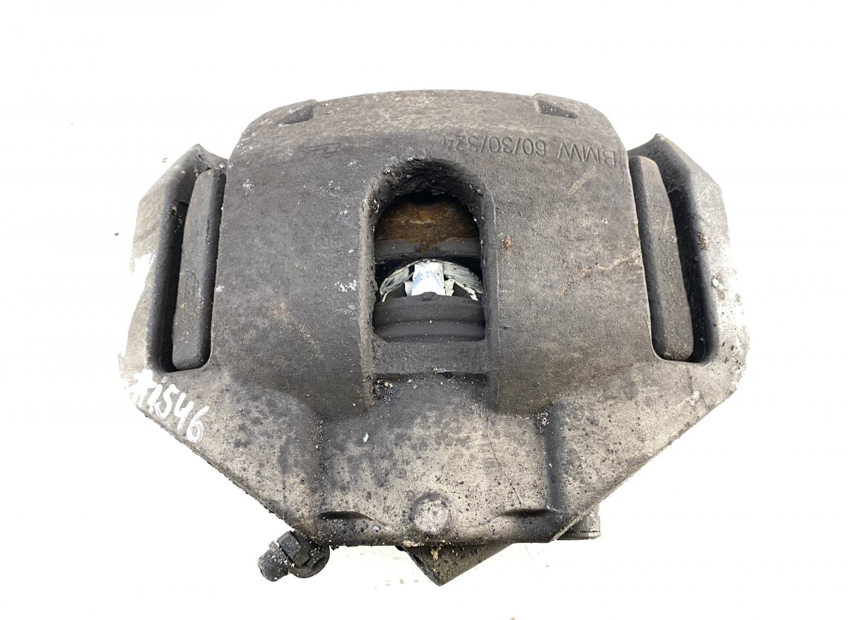 BMW 5 (E60 / E61) Brake caliper Front right BMW 5 (E60, E61) (2003-2010) Brake caliper Fron...