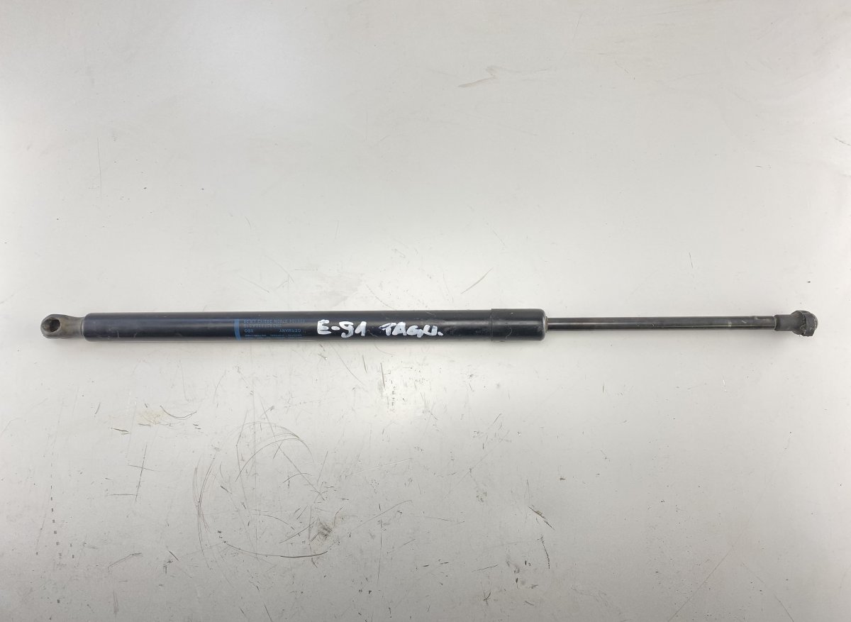 BMW 3 (E90 / E91 / E92 / E93) Right bootlid / tailgate strut Right bootlid / tailgate strut — BMW 3 (E90, E9...
