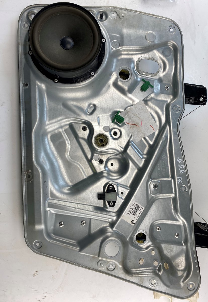 Volkswagen Tiguan Window Regulator mechanism front right VW TIGUAN I (5N) (2007-2018) Window Regulator m...