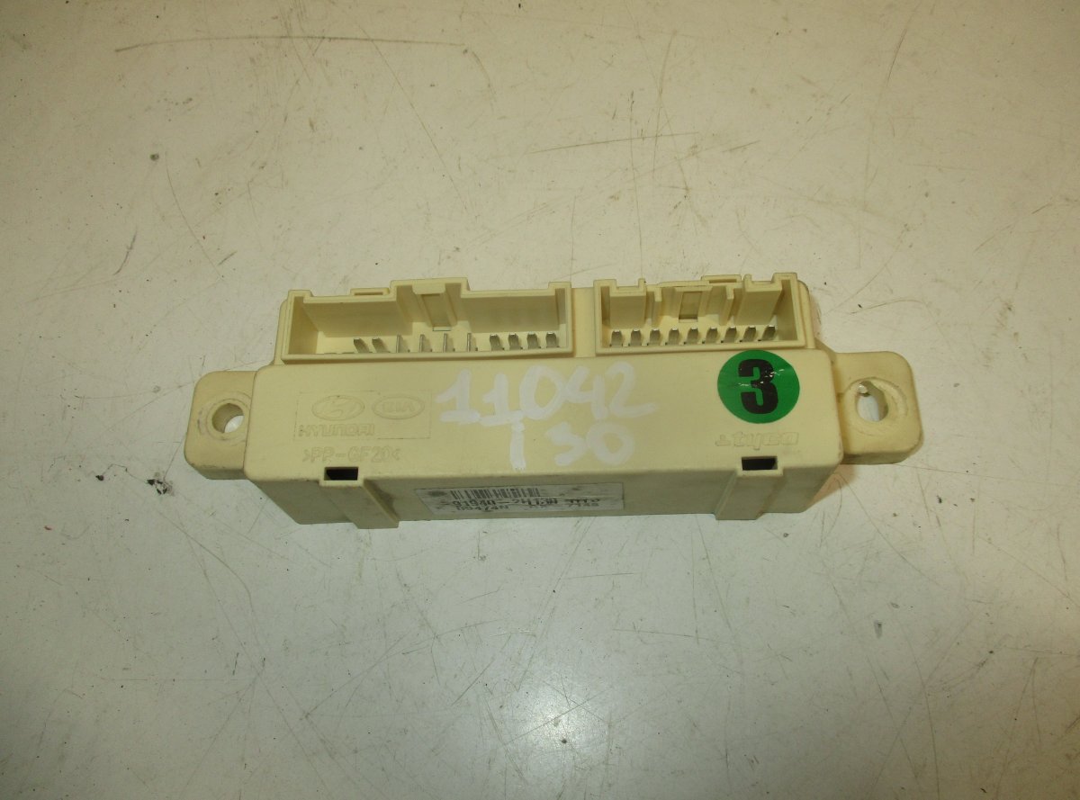 Hyundai i30 Relays, other HYUNDAI i30 I (FD) (2007-2012) Relays, other 91...