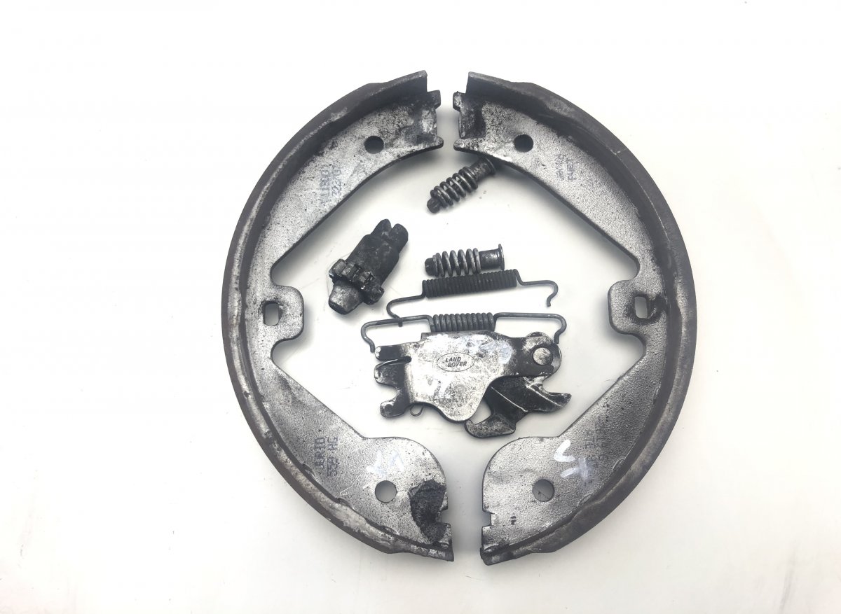 Land Rover Range Rover Parking brake, other LAND ROVER RANGE ROVER III (LM) (2002-2012) Par...