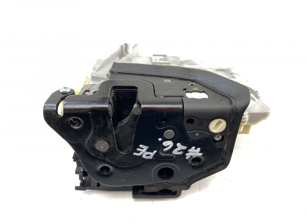 Volkswagen Tiguan Door Lock Front Right VW TIGUAN I (5N) (2007-2018) Door Lock Front Ri...