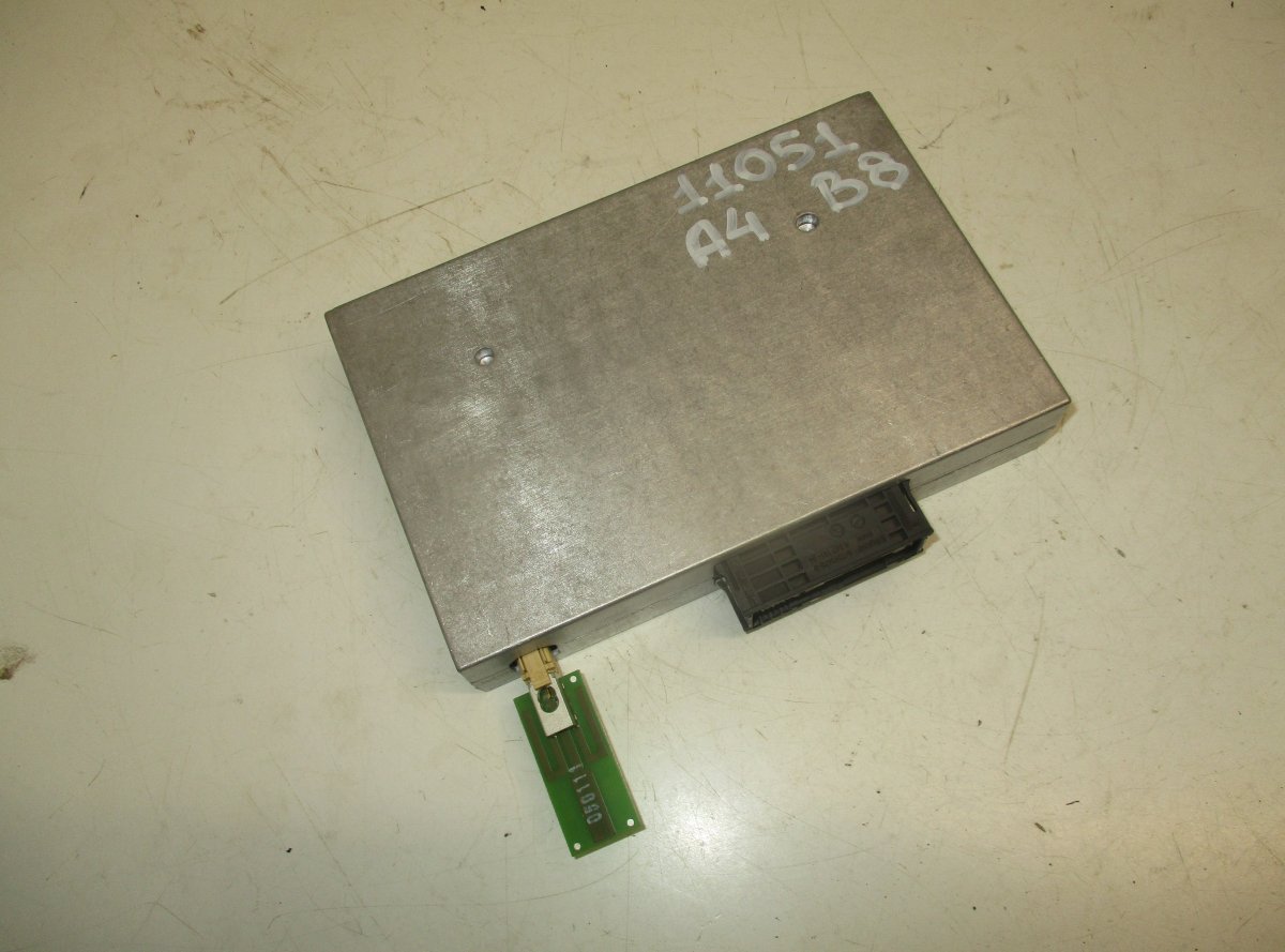 Audi A4 (B8) MMI control module (Multimedia interface) AUDI A4 / A4 ALLROAD (B8) (2007-2015) MMI contr...