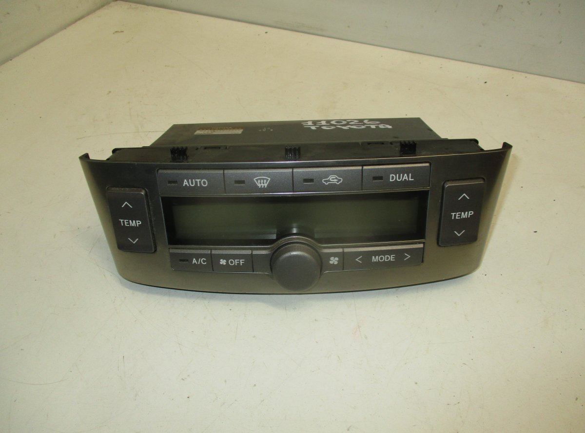 Toyota Avensis (T25) Heater control panel TOYOTA AVENSIS (T250) (2003-2008) Heater contro...