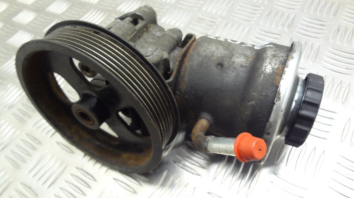 Toyota Corolla Verso power steering pump TOYOTA COROLLA Verso II (AR10) (2004-2009) Powe...