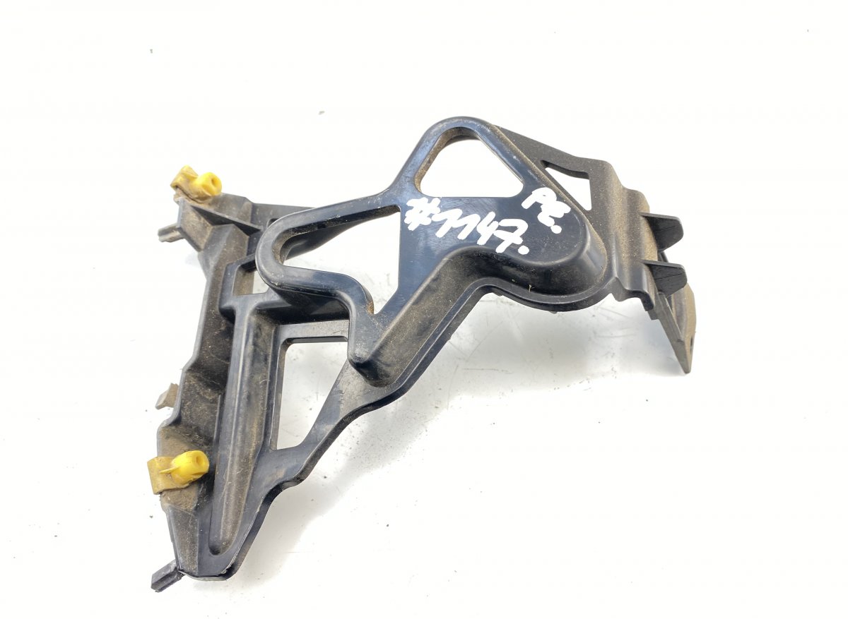 BMW 7 (F01 / F02 / F03 / F04) Fender bracket front right BMW 7 (F01, F02) (2008-2016) Fender bracket fro...