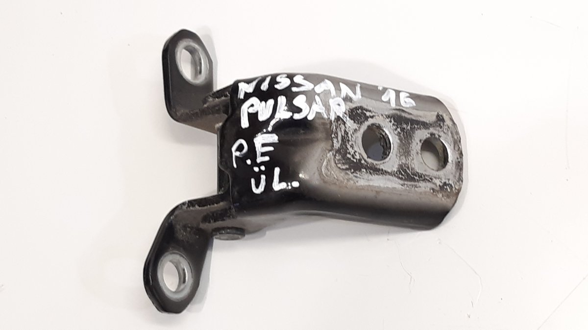 Nissan Pulsar (C13) Door Hinge Front upper right NISSAN PULSAR (C13) (2014-2018) Door Hinge Fron...