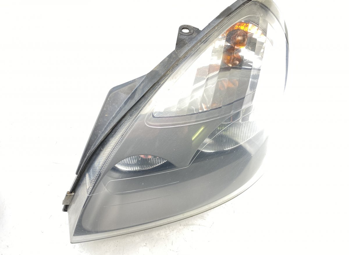 Renault Clio headlight left RENAULT CLIO III / THALIA (2005-2012) Headlight...