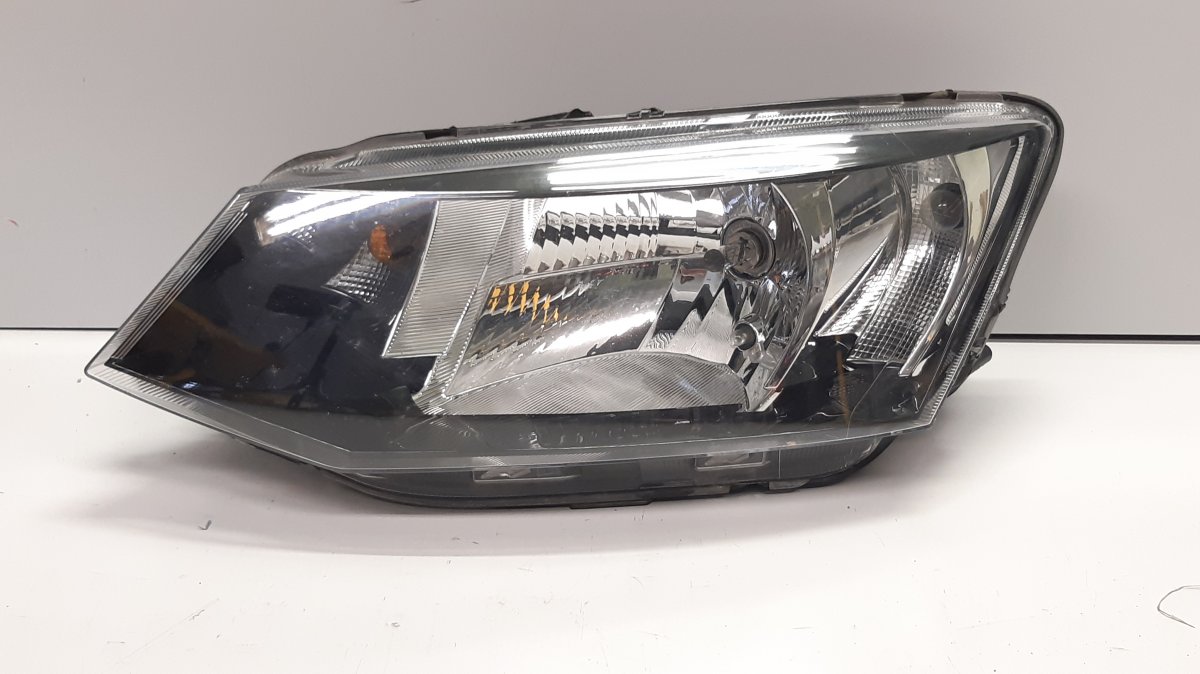 Skoda Fabia передняя фара (левая) SKODA FABIA III (NJ3) (2014-2021) Headlight lef...