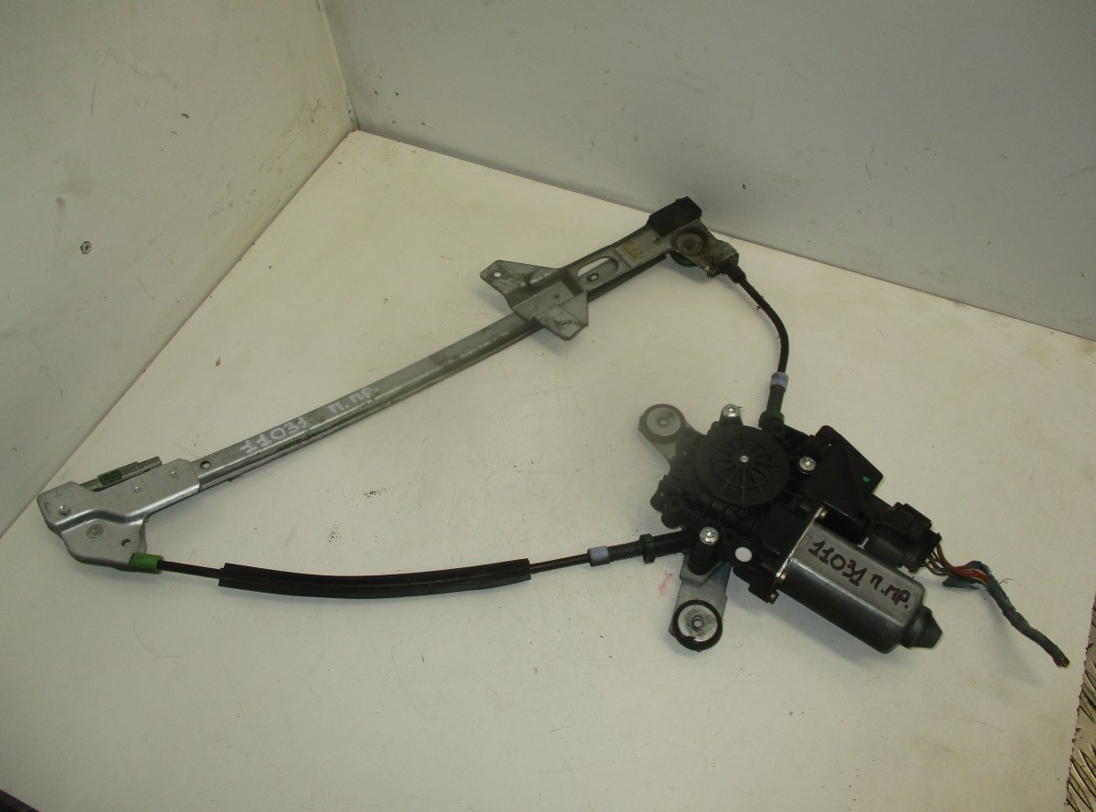 Audi A6 (C4) Window Regulator Compl. front right AUDI A6 (C4) (1994-1997) Window Regulator Compl...
