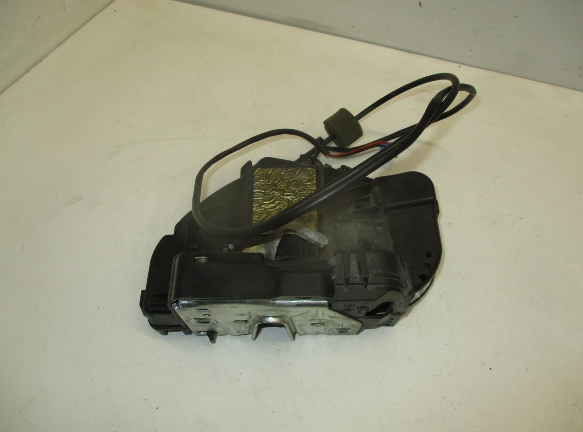 Mercedes-Benz A (W169) Door lock — rear right Door lock — rear right — MERCEDES-BENZ E-CLASS ...