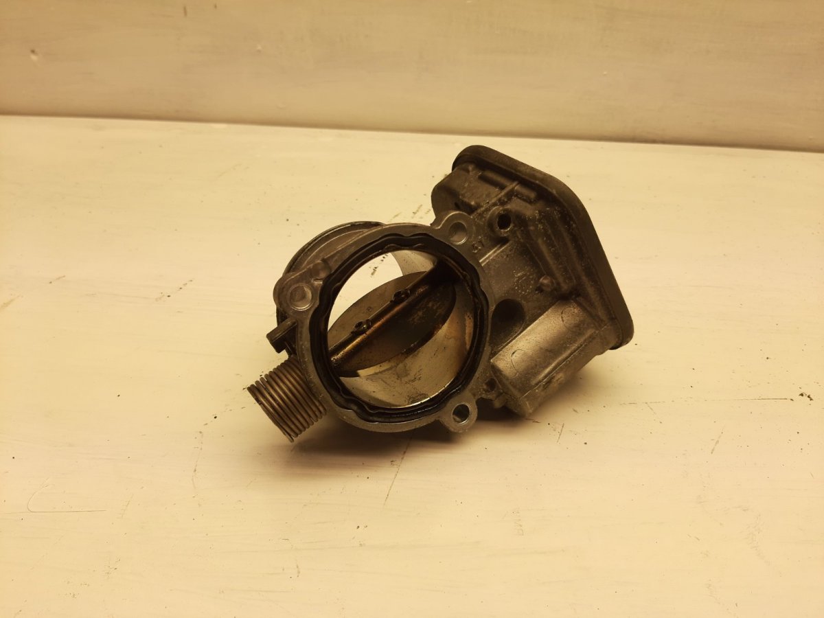 BMW 3 (E90 / E91 / E92 / E93) Throttle body BMW 3 (E90, E91, E92, E93) (2005-2011) Throttle...