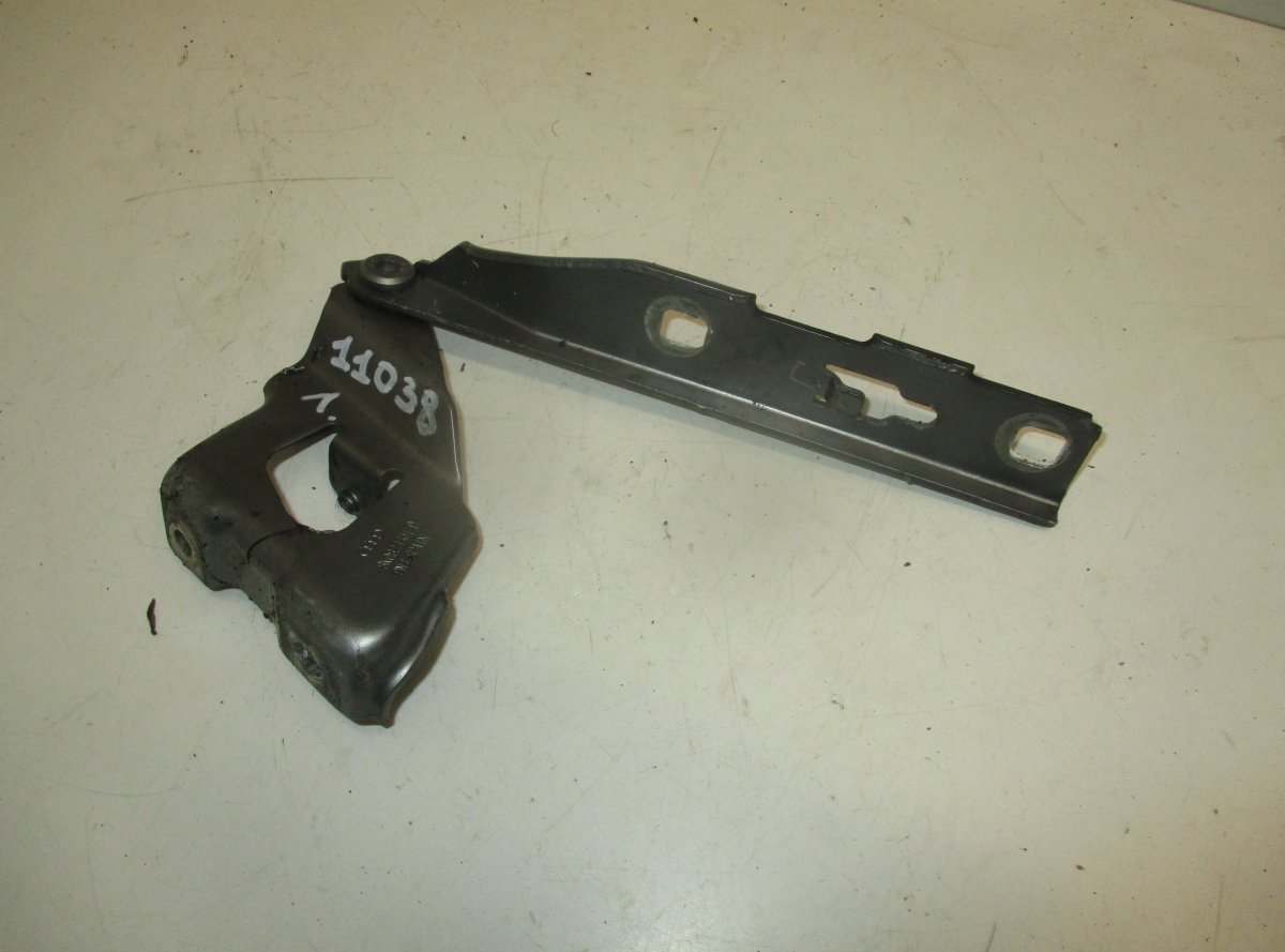 Audi A4 (B8) Bonnet Hinge Left AUDI A4 / A4 ALLROAD (B8) (2007-2015) Bonnet Hi...