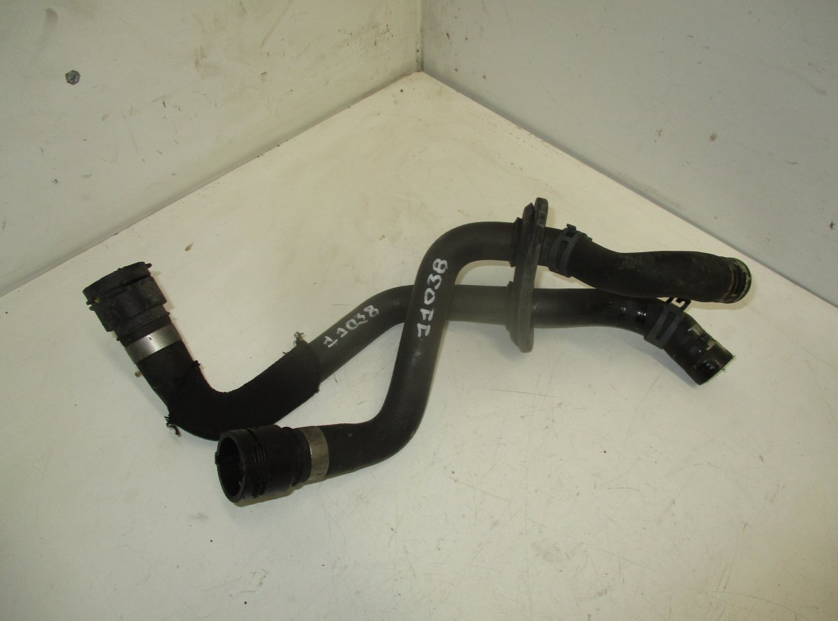 Audi A4 (B8) Jäähdytysnesteletku AUDI A4 / A4 ALLROAD (B8) (2007-2015) Coolant H...