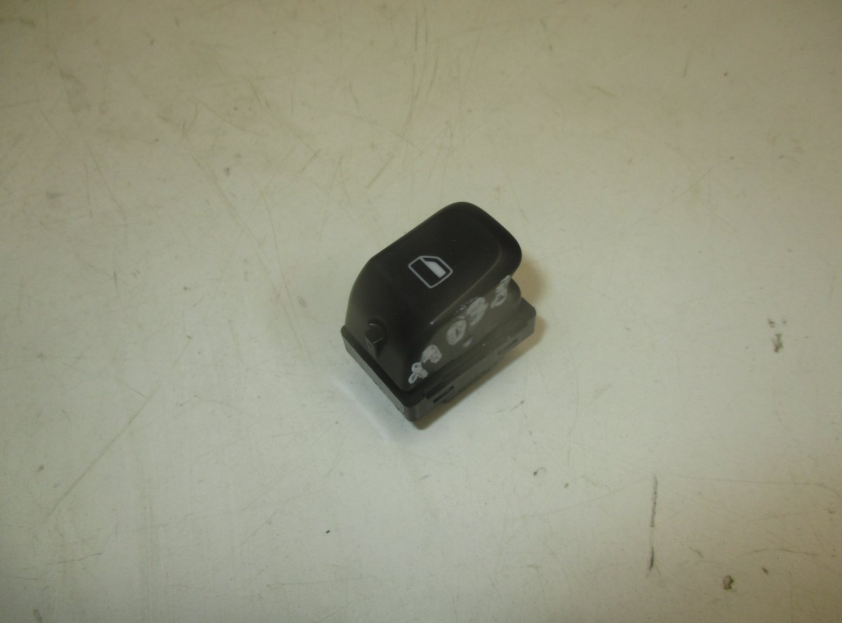 Audi A4 (B8) Switch For Electric Windows Rear Right Switch For Electric Windows Rear Right — AUDI A...