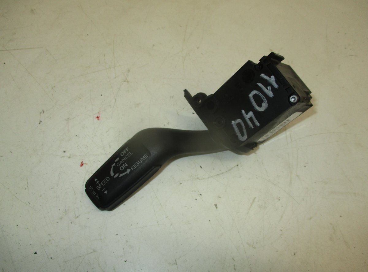 Audi A4 (B7) Nopeussäädin kytkin AUDI A4 (B7) (2004-2008) Cruise Control Switch ...