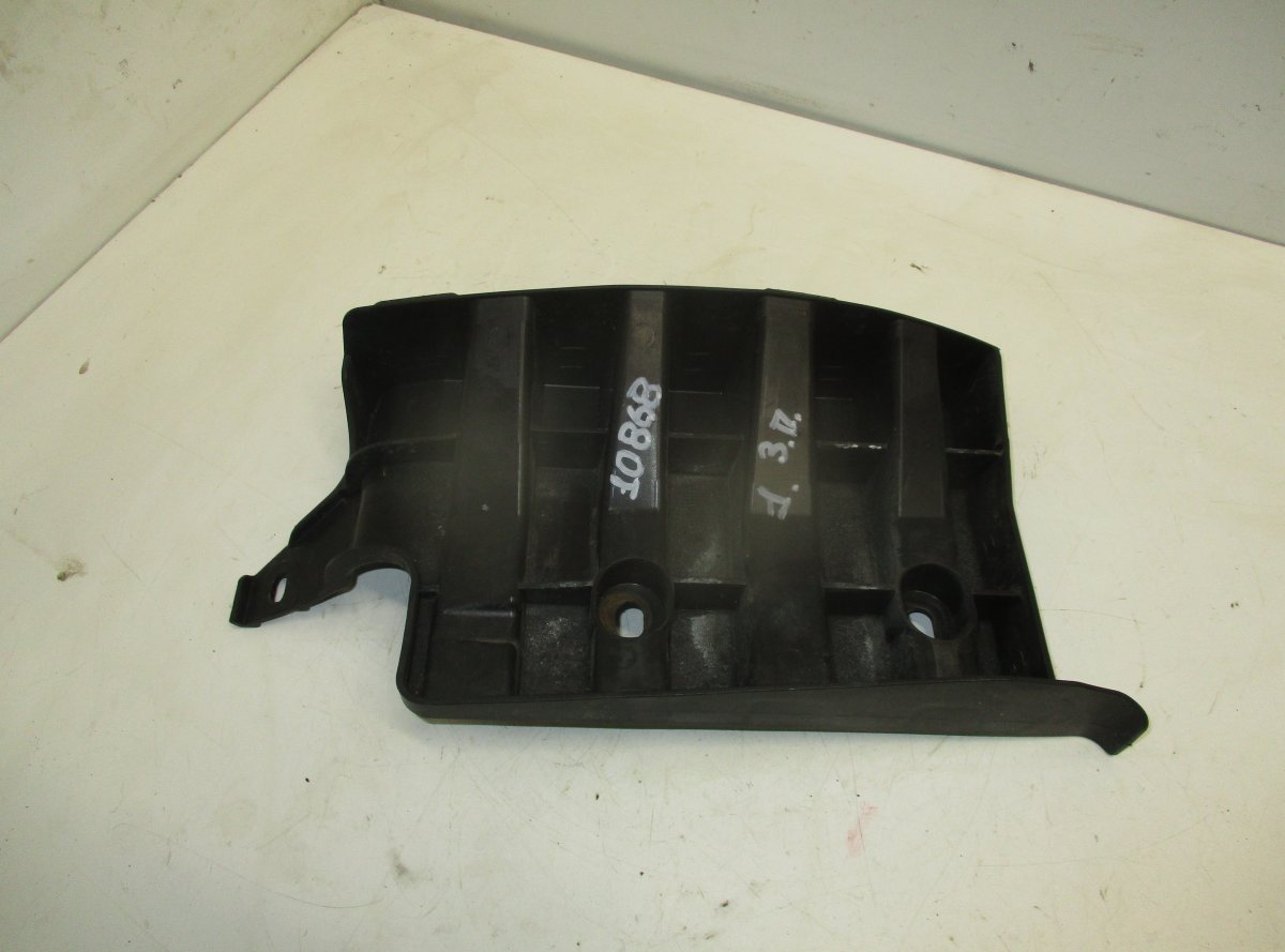 Audi A6 (C6) Rear bumper Carrier holder on fender right AUDI A6 / A6 ALLROAD (C6, 4F) (2004-2011) Rear ...