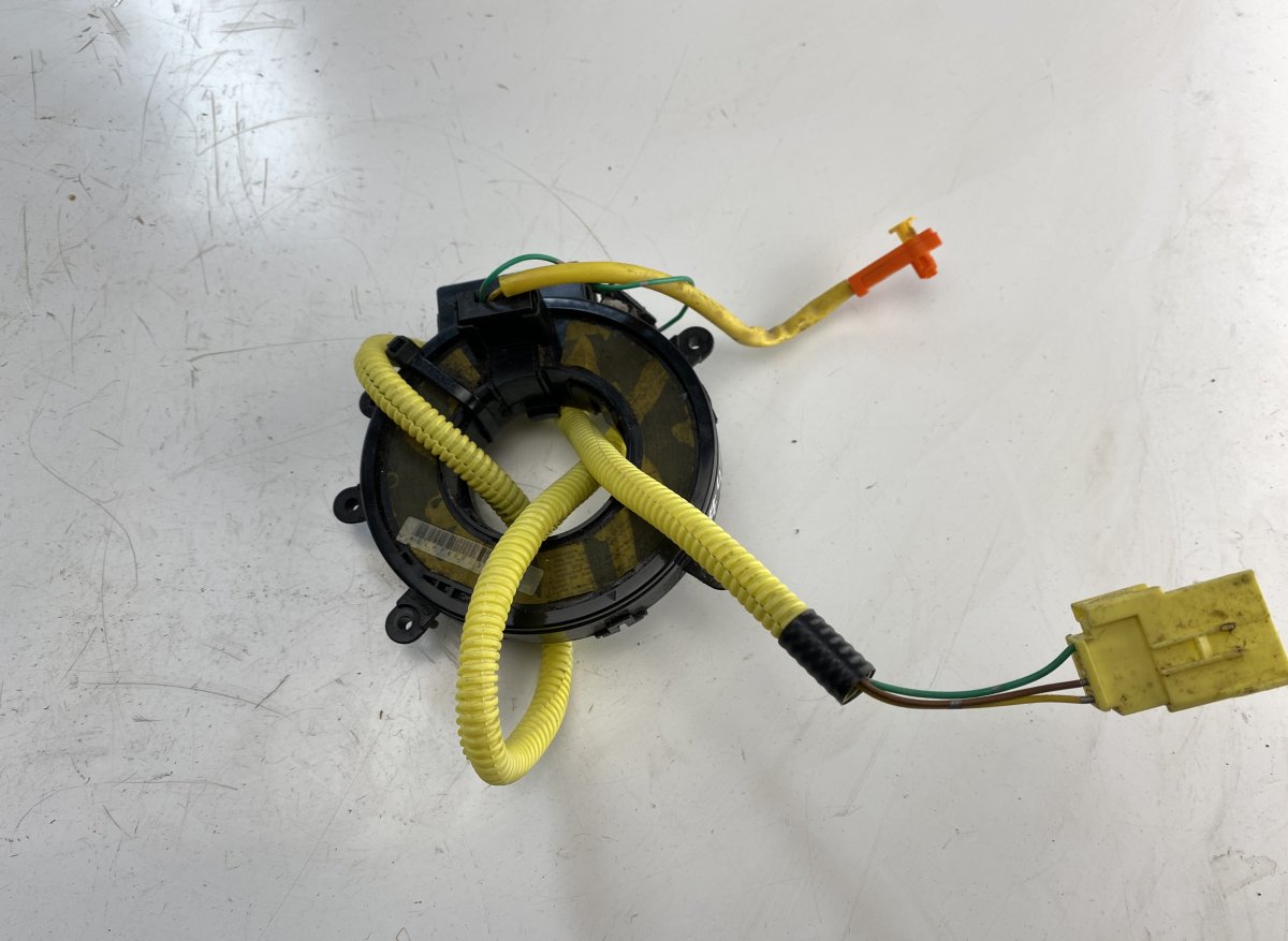 Isuzu D-Max Steering wheel slip ring / squib ISUZU D-MAX I (RA, RC) (2002-2012) Steering whe...