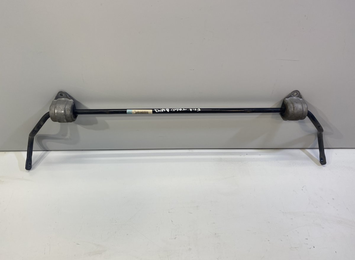 BMW 7 (F01 / F02 / F03 / F04) тяга стабилизатора (задний мост) BMW 7 (F01, F02) (2008-2016) Stabilizer bar rea...