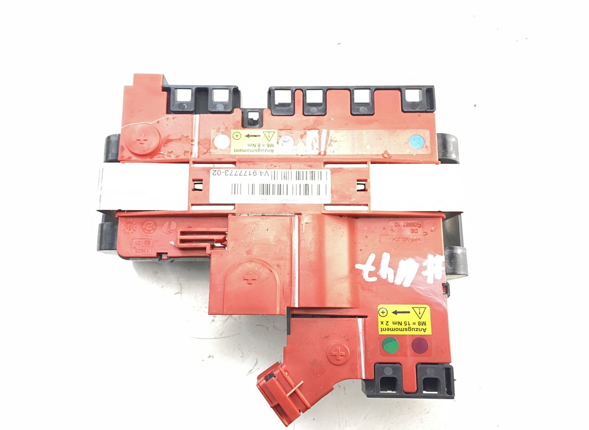 BMW 7 (F01 / F02 / F03 / F04) Battery / parts, other BMW 7 (F01, F02) (2008-2016) Battery / parts, o...