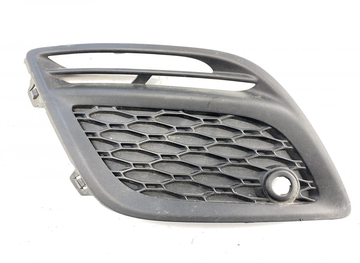 Volvo XC60 Front Bumper Grille Right VOLVO XC60 I (2009-2017) Front Bumper Grille Ri...