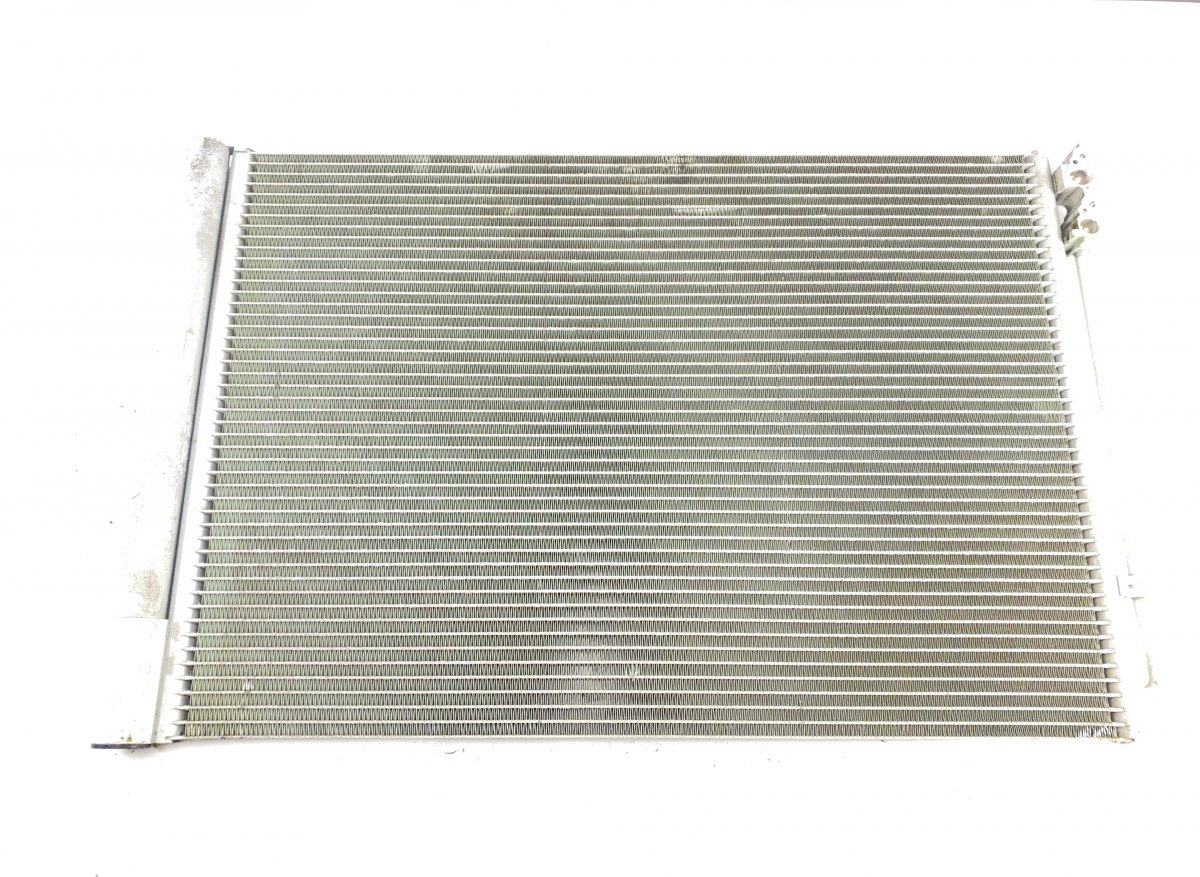 BMW 7 (F01 / F02 / F03 / F04) AC Radiator (condenser) BMW 7 (F01, F02) (2008-2016) AC Radiator (conde...