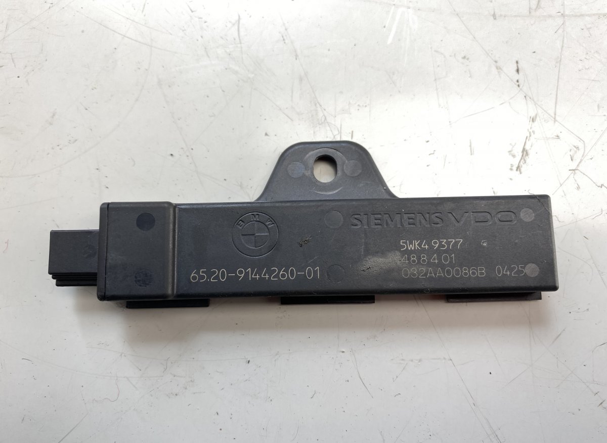 BMW 7 (F01 / F02 / F03 / F04) Aerial, other BMW 7 (F01, F02) (2008-2016) Aerial, other 9144...