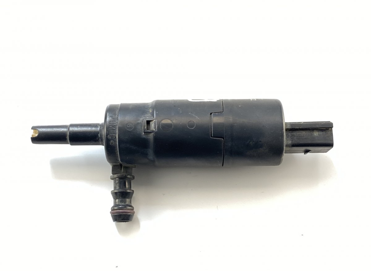 Volkswagen Passat Washer Pump Headlights VW PASSAT B6 (3C) (2005-2010) Washer Pump Headl...