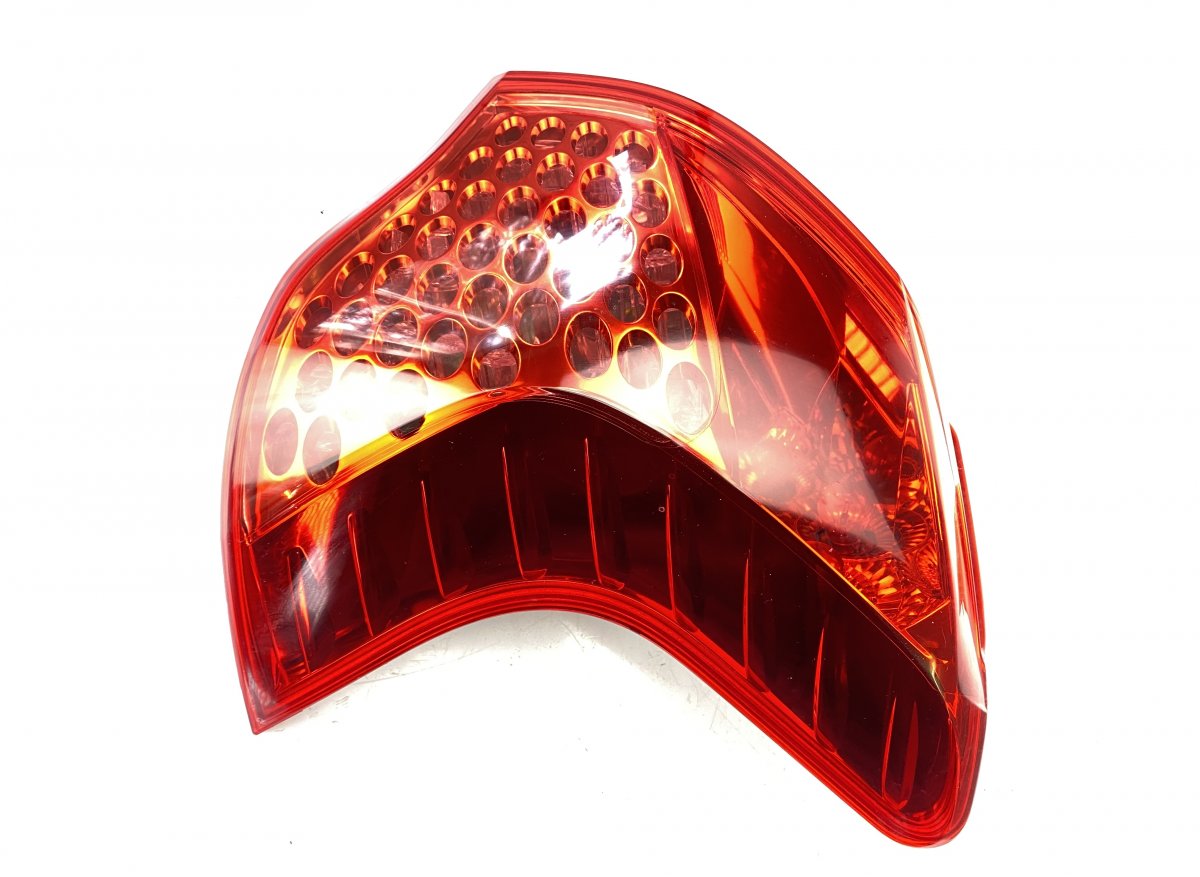 Peugeot 3008 Tail light, right PEUGEOT 3008 I (T84) (2009-2016) Tail light, ri...