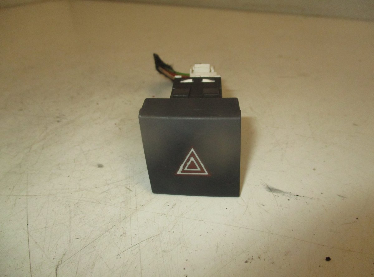 Peugeot 508 Hazard switch PEUGEOT 508 I (W23) (2010-2018) Hazard switch 9...