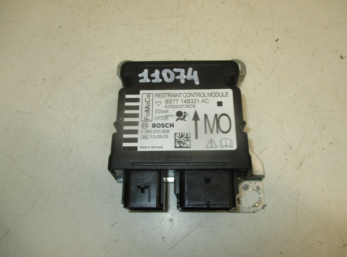 Ford Mondeo Airbag Control Unit Airbag control unit — FORD MONDEO Mk IV (BA7) (...