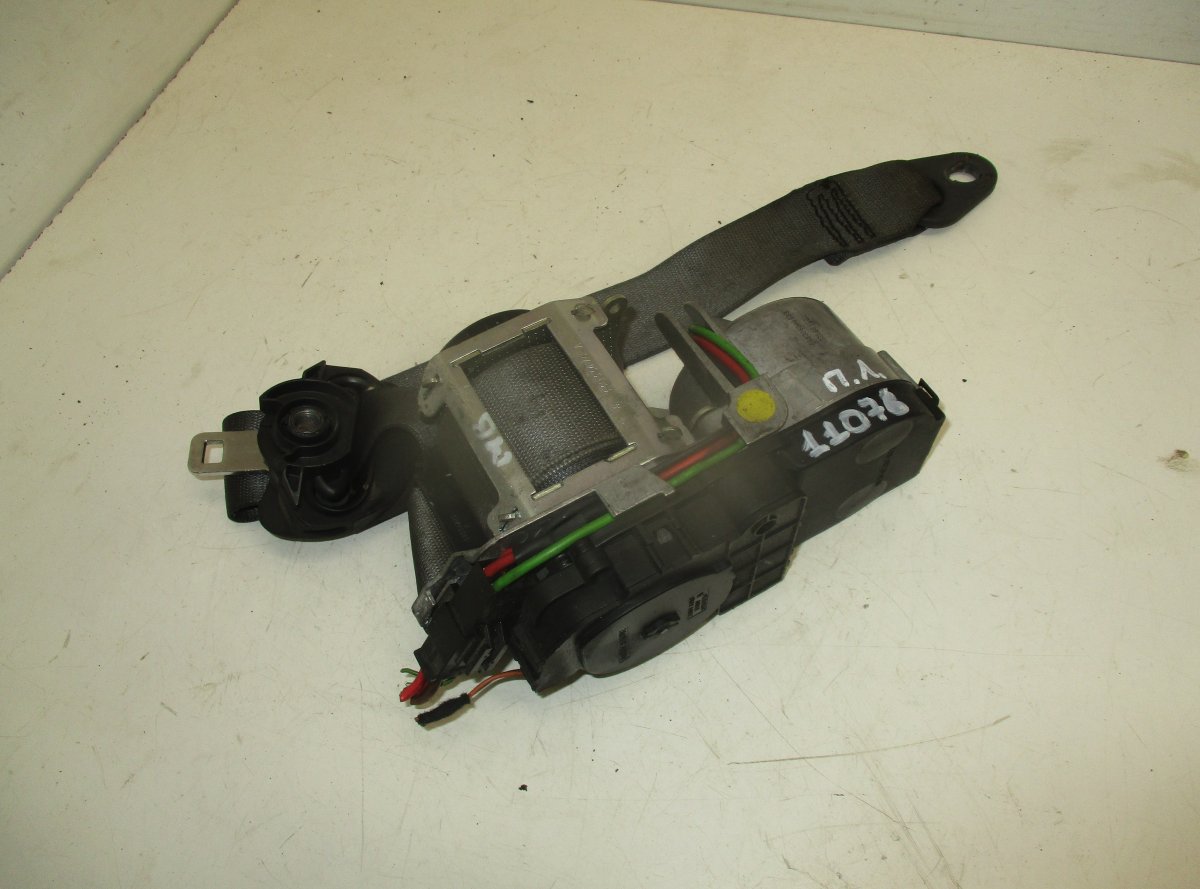 Mercedes-Benz A (W169) Seat belt — front left Seat belt — front left — MERCEDES-BENZ S-CLASS ...