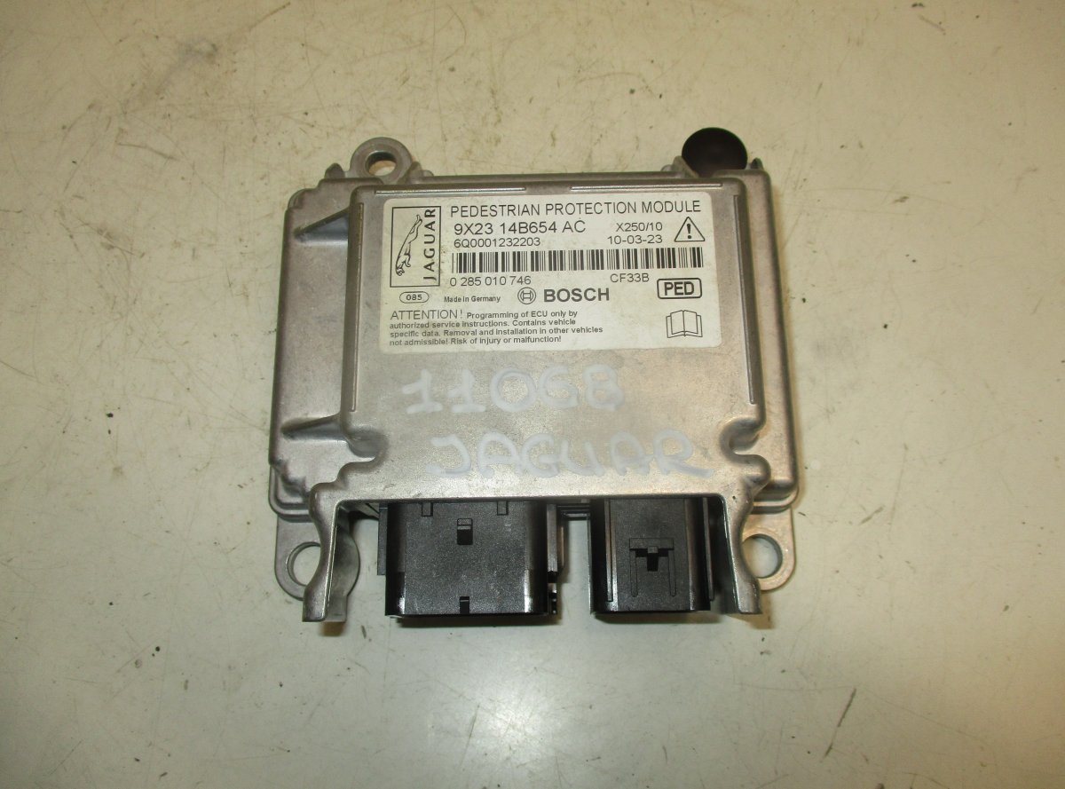 Jaguar XF Airbag Control Unit JAGUAR XF (X250, CC9) (2008-2015) Airbag Contro...