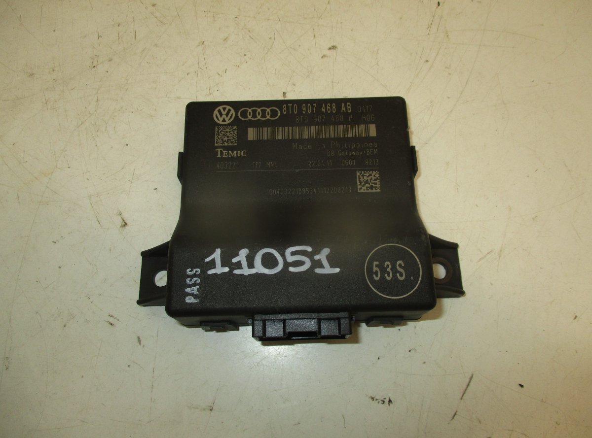 Audi A4 (B8) Central gateway module AUDI A4 / A4 ALLROAD (B8) (2007-2015) Central g...