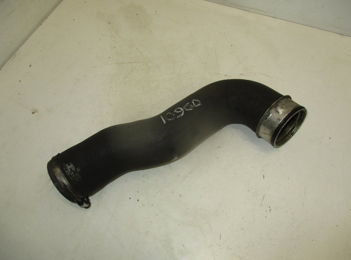 Mercedes-Benz A (W169) Intercooler pipe right MERCEDES-BENZ ML-CLASS (W164) (2005-2011) Inter...
